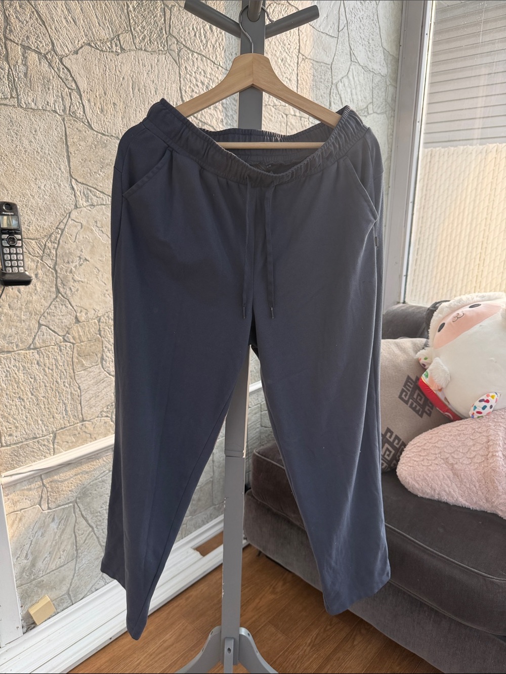 Mondetta Men's Navy Drawstring Joggers
